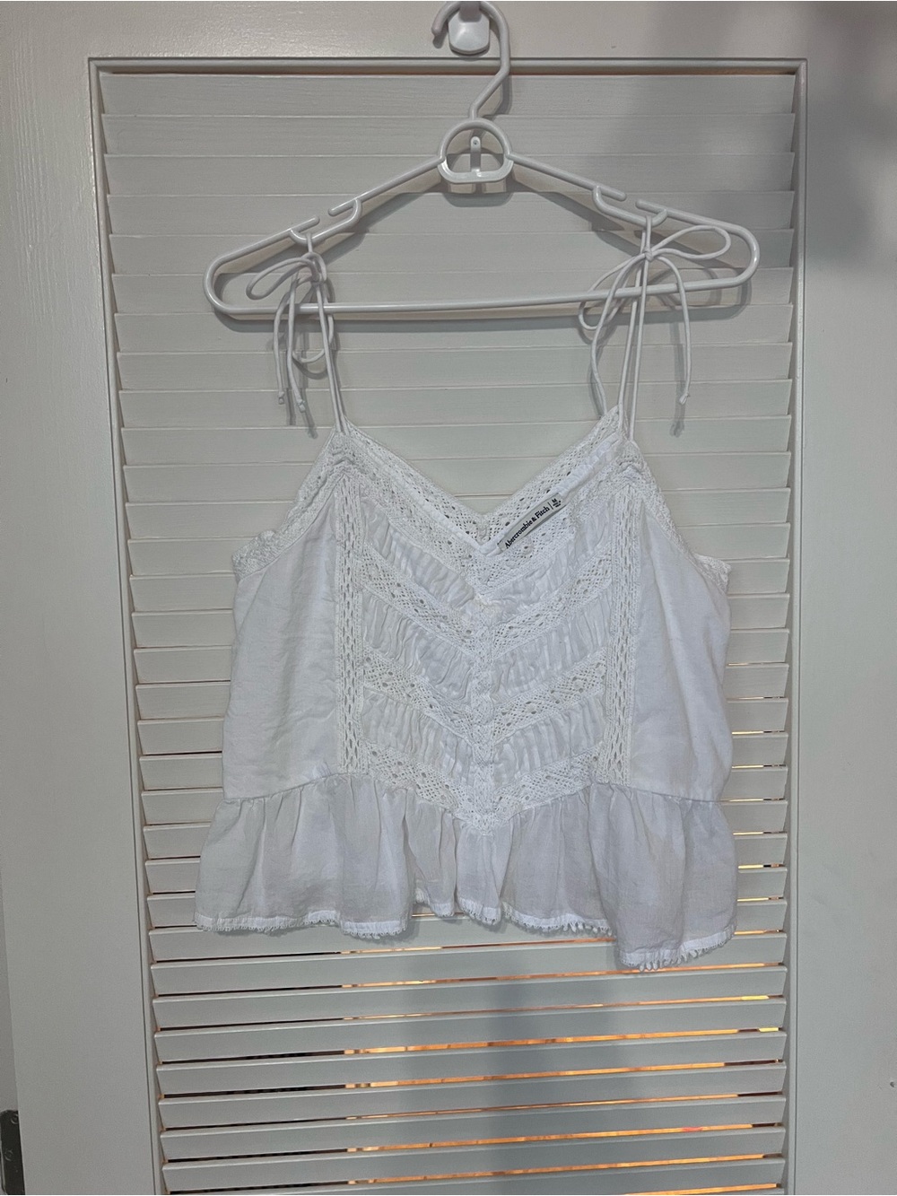 Abercrombie & Fitch White Lace-Trim Tie-Strap Camisole